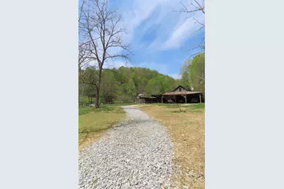 1422 Middle Fork Road, Hendersonville, NC 28792 - Photo 45