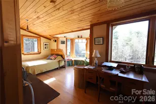 1422 Middle Fork Rd, Hendersonville, NC 28792 - Photo 27