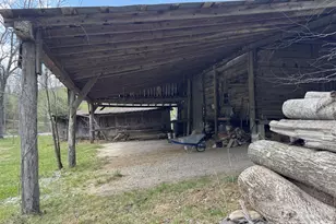 1422 Middle Fork Rd, Hendersonville, NC 28792 - Photo 47