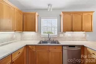 160 Oak Village Pkwy, Mooresville, NC 28117 - Photo 11