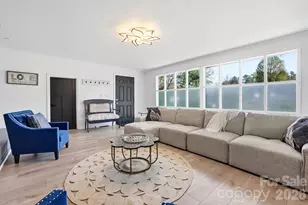 2104 Hillcrest Ave, Albemarle, NC 28001 - Photo 5