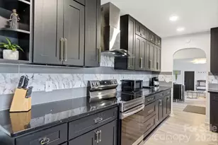 2104 Hillcrest Ave, Albemarle, NC 28001 - Photo 21