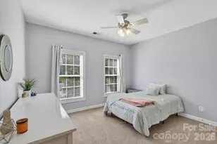 330 Chancelot Ln, Fort Mill, SC 29708 - Photo 25