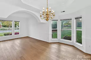 12338 Landing Green Dr, Charlotte, NC 28277 - Photo 7