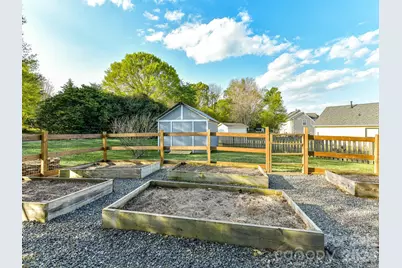 12338 Landing Green Drive, Charlotte, NC 28277 - Photo 37