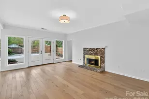 12338 Landing Green Dr, Charlotte, NC 28277 - Photo 13