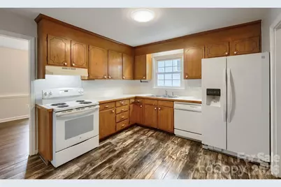 1628 Bonnie Lane, Charlotte, NC 28213 - Photo 9