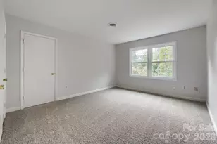 1628 Bonnie Ln, Charlotte, NC 28213 - Photo 19