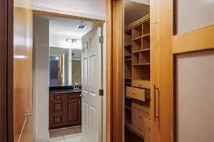 300 W 5th St, Charlotte, NC 28202 - Photo 13