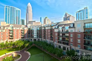 300 W 5th St, Charlotte, NC 28202 - Photo 29