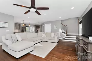 2400 Bay St, Charlotte, NC 28205 - Photo 15