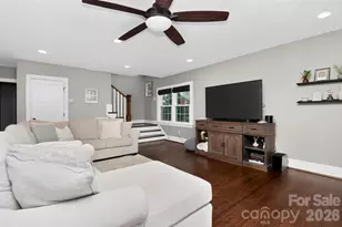 2400 Bay St, Charlotte, NC 28205 - Photo 17
