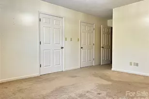 226 Pointe Cir, Rock Hill, SC 29732 - Photo 11