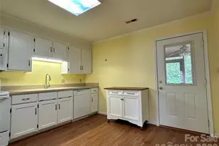 226 Pointe Cir, Rock Hill, SC 29732 - Photo 9