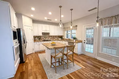 11106 Knight Castle Drive, Charlotte, NC 28277 - Photo 5