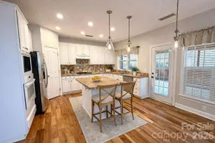 11106 Knight Castle Dr, Charlotte, NC 28277 - Photo 5