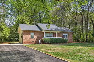 5000 Kerr Ln, Charlotte, NC 28216 - Photo 3