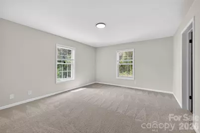 5000 Kerr Lane, Charlotte, NC 28216 - Photo 13