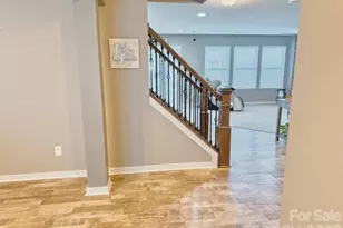 4620 Gibbons Link Rd, Charlotte, NC 28269 - Photo 3