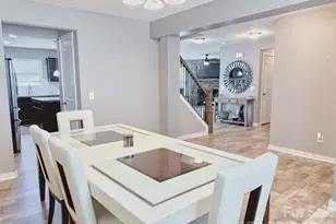 4620 Gibbons Link Rd, Charlotte, NC 28269 - Photo 5