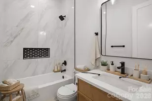 8 Overlook Pl, Asheville, NC 28803 - Photo 25