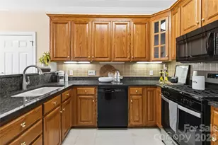 11177 Villa Trace Pl, Charlotte, NC 28277 - Photo 33