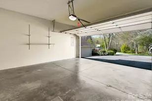 72 Creeks End Cir, Mills River, NC 28759 - Photo 35