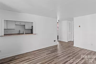 1739 S Hawthorne Road, Winston Salem, NC 27103 - Photo 7