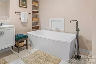 6047 Chaucer Ln, Granite Falls, NC 28630 - Photo 17