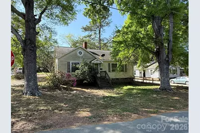 301 Magnolia Drive, Monroe, NC 28112 - Photo 1