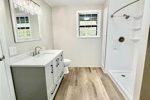 6530 Curlee Rd, Conover, NC 28613 - Photo 17