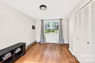 111 Hidden Pond Ln, Asheville, NC 28804 - Photo 23