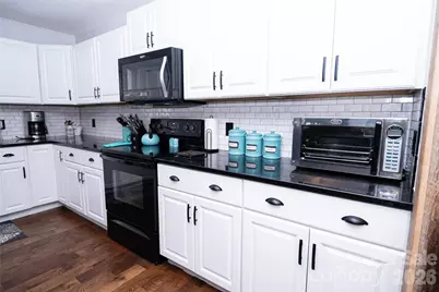 100 Horse Shoe Lane, Morganton, NC 28655 - Photo 11