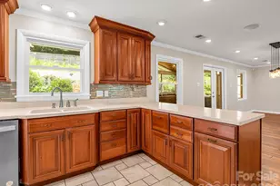 111 Dogwood Dr, Black Mountain, NC 28711 - Photo 17