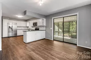 154 Surry Ln, Hendersonville, NC 28791 - Photo 23