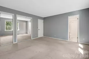 154 Surry Ln, Hendersonville, NC 28791 - Photo 7