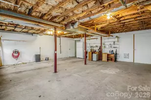 154 Surry Ln, Hendersonville, NC 28791 - Photo 29