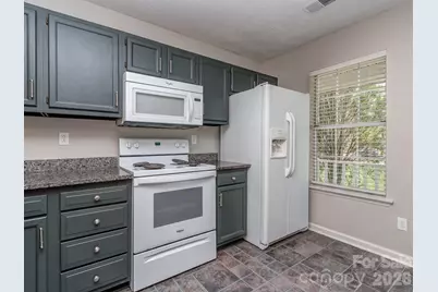 8211 Golf Ridge Drive, Charlotte, NC 28277 - Photo 5