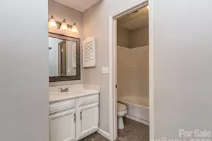 8211 Golf Ridge Dr, Charlotte, NC 28277 - Photo 21