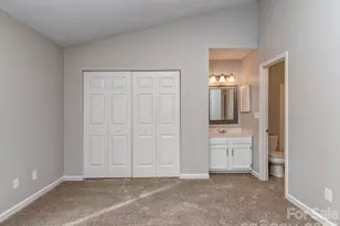 8211 Golf Ridge Dr, Charlotte, NC 28277 - Photo 19