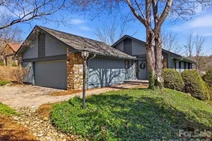 2070 Golfside Ln, Hendersonville, NC 28739 - Photo 1