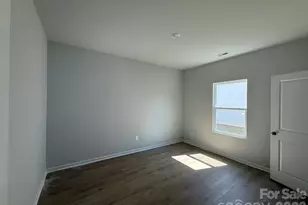 1301 Bansal Dr, Charlotte, NC 28215 - Photo 3