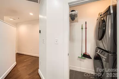 333 W Trade Street W #2002, Charlotte, NC 28202 - Photo 9