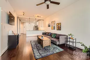 333 W Trade Street W, Charlotte, NC 28202 - Photo 3