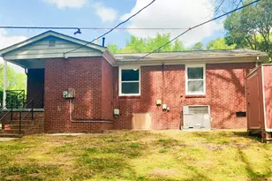 4041 Carlyle Dr, Charlotte, NC 28208 - Photo 15