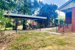 4041 Carlyle Dr, Charlotte, NC 28208 - Photo 17