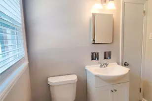 4041 Carlyle Dr, Charlotte, NC 28208 - Photo 9