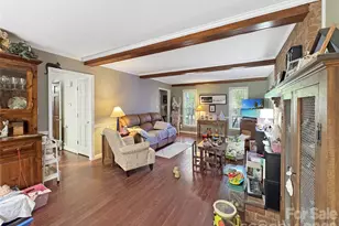 8209 Saddlehorse Ln, Charlotte, NC 28215 - Photo 25