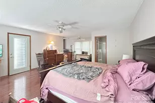 8209 Saddlehorse Ln, Charlotte, NC 28215 - Photo 31