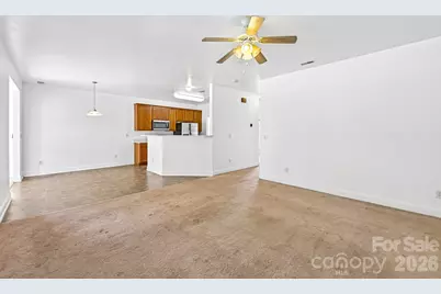 8718 Buttonwood Court, Charlotte, NC 28215 - Photo 9